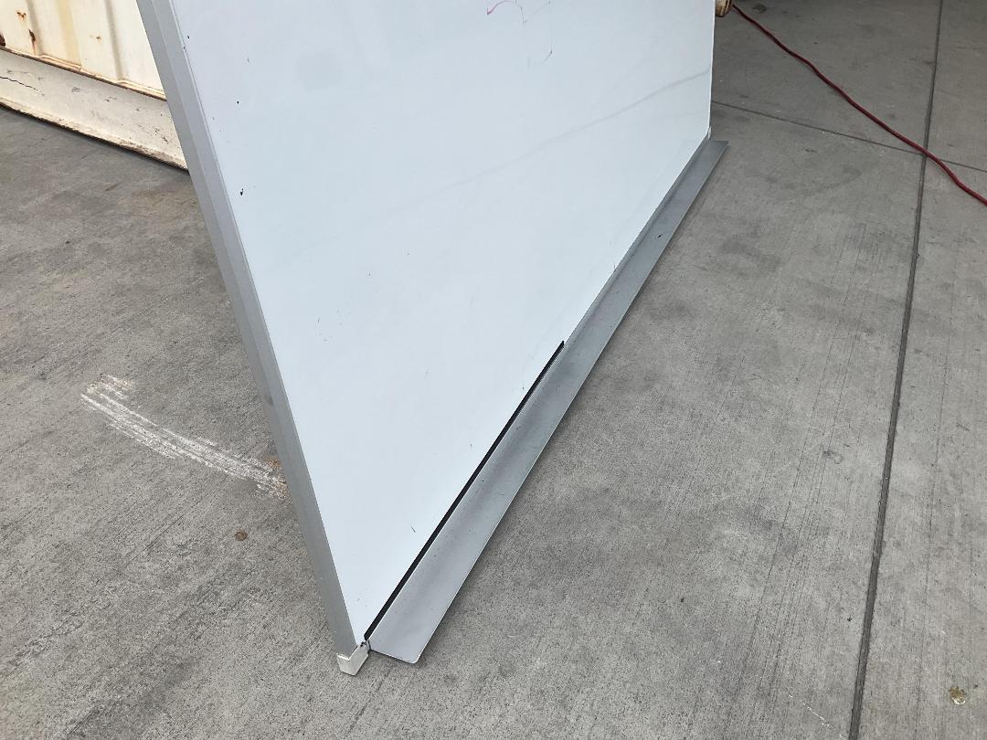 Photo '3' of Quartet by Penrite - Whiteboard w/ Tray 1800 x 1200 Photo '3' of Quartet by Penrite - Whiteboard w/ Tray 1800 x 1200