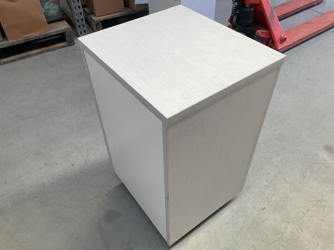 Photo '4' of Office Mobile Cupboard