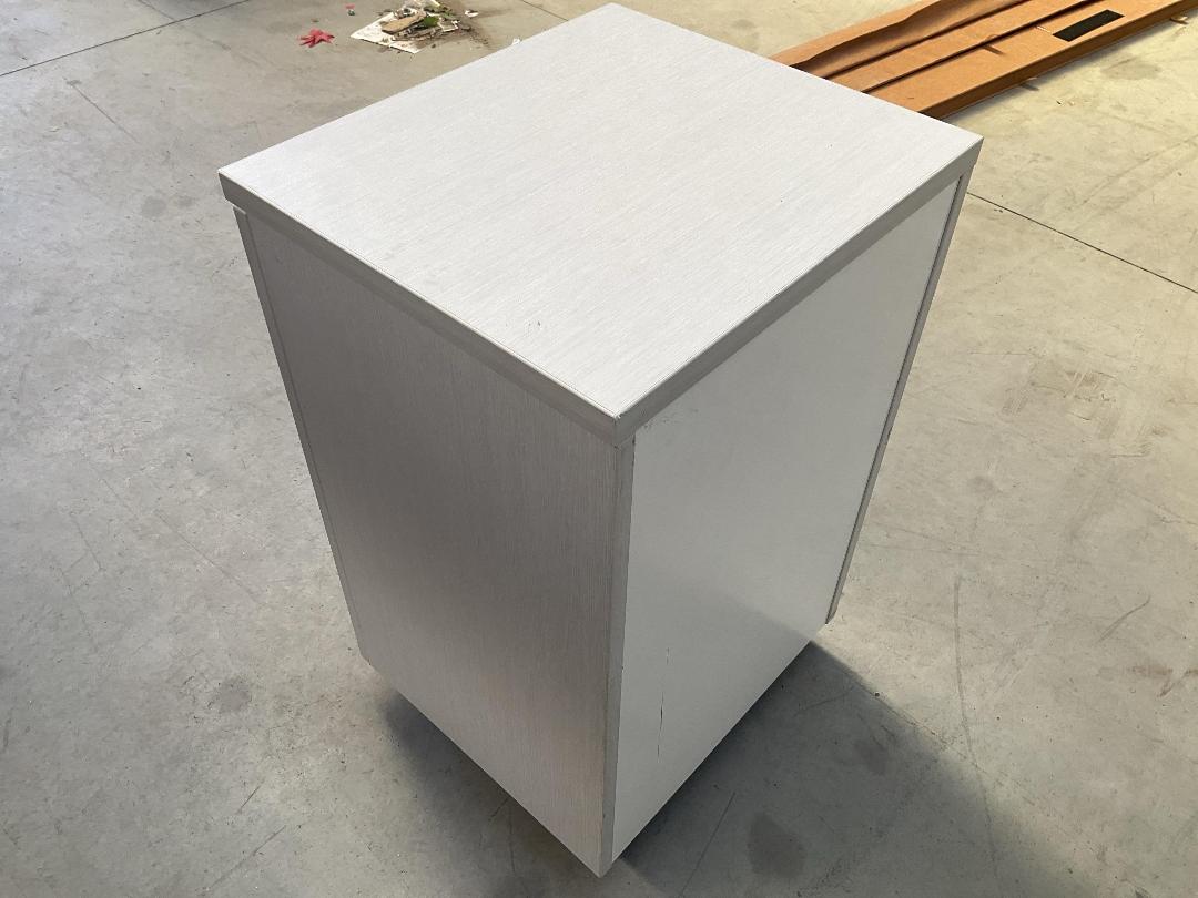 Photo '3' of Office Mobile Cupboard