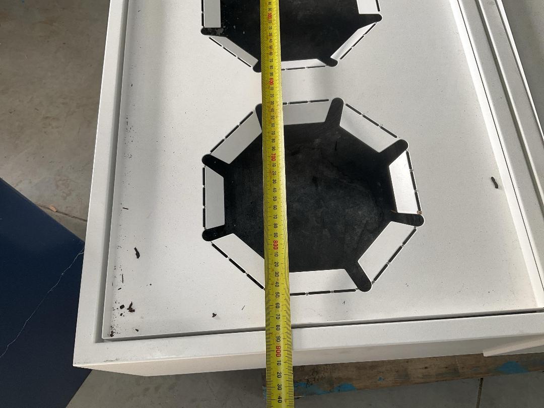 Photo '9' of Metal Office Planters - White