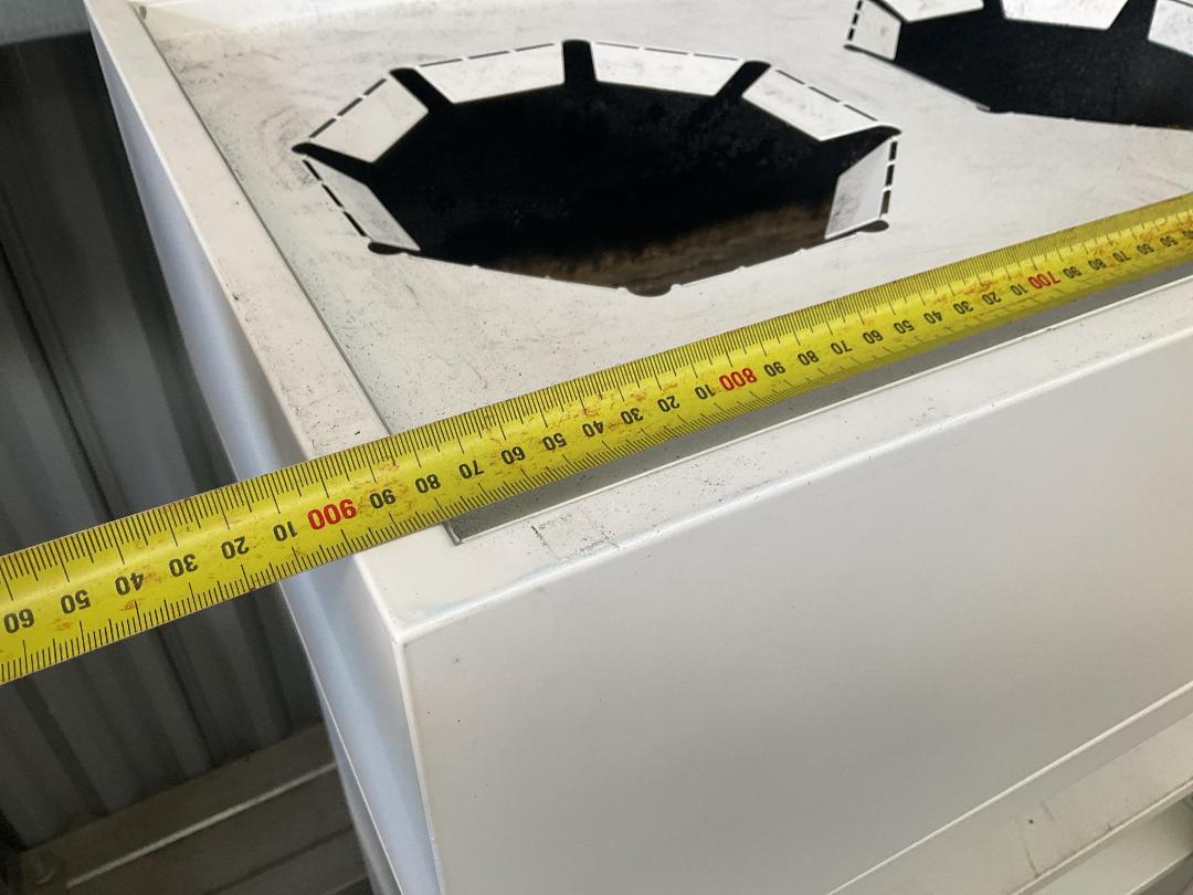 Photo '7' of Metal Office Credenza , Mobile & 2 Planters - White