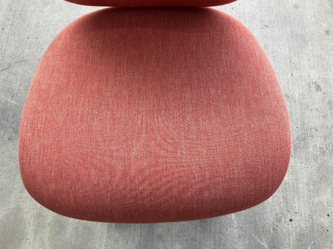 Photo '2' of Tactic 3 Office Chair - Coral
