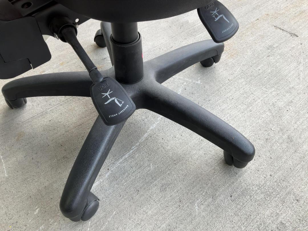 Photo '6' of Tactic 3 Office Chair - Coral