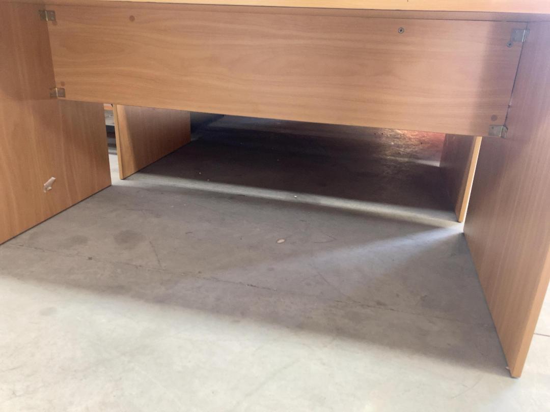 Photo '4' of Woodgrain Laminate Desk - 1500 x 800 x 730H