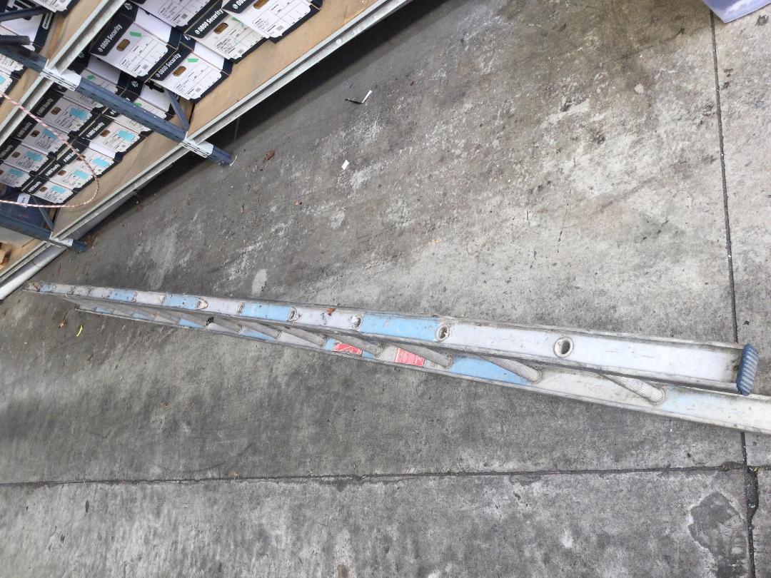 Photo '4' of Aluminium Ladder