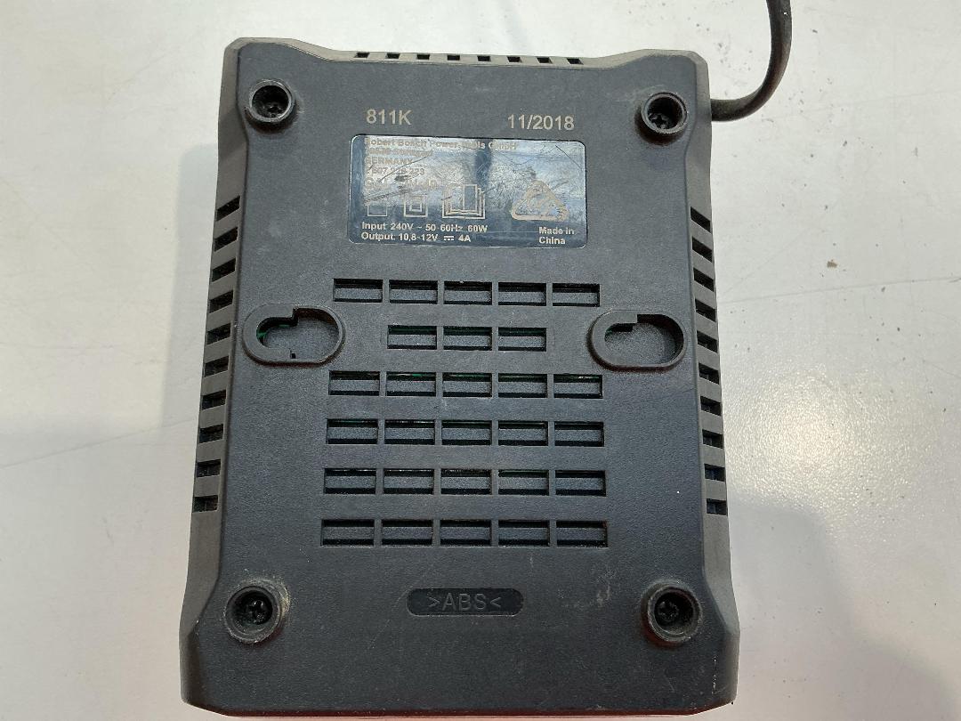 Photo '3' of Bosch Battery Charger & Battery