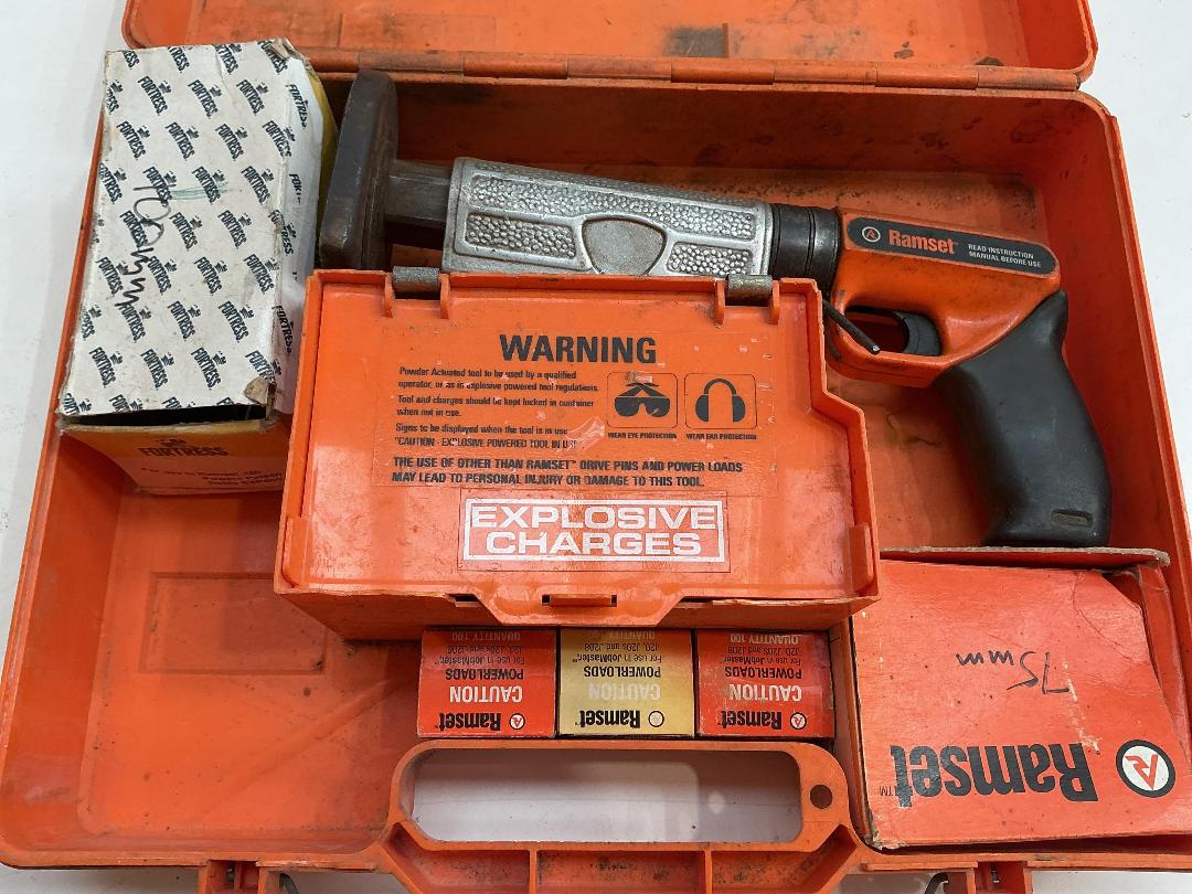 Photo '2' of Ramset Fastening Tool