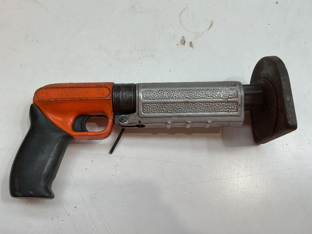 Photo '11' of Ramset Fastening Tool