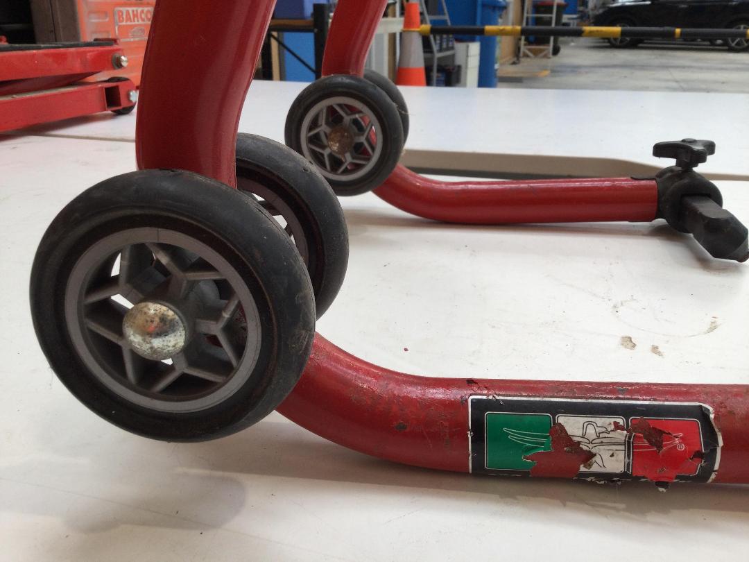 Photo '7' of Motorcycle Paddock Stand