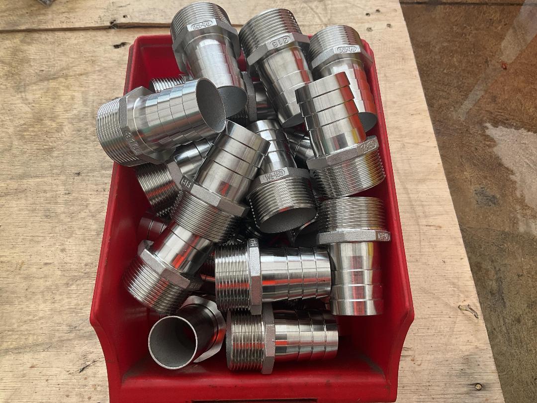 Photo '3' of Stainless Steel Male Hosetail BSP 1 1/2”-150