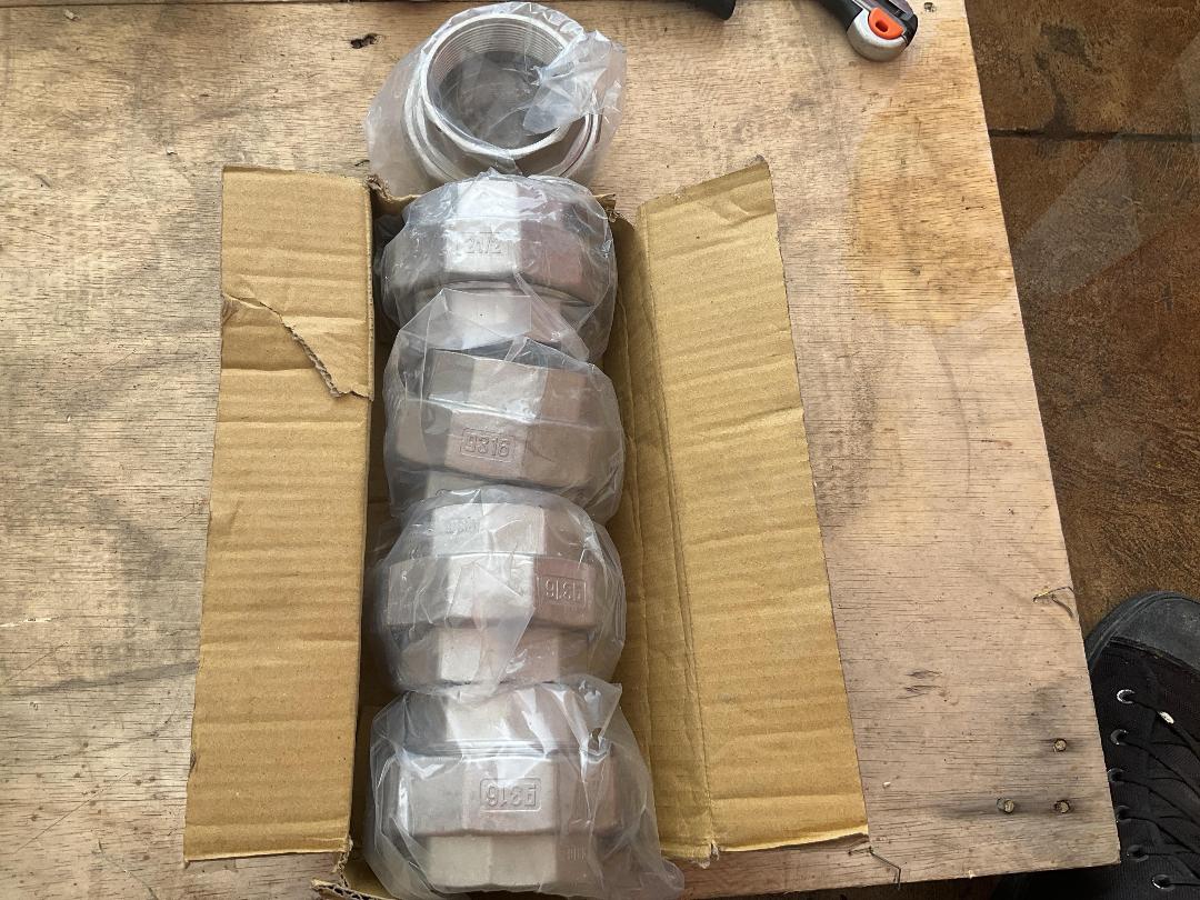 Photo '4' of Stainless Steel Barrel Union BSP 2 1/2”