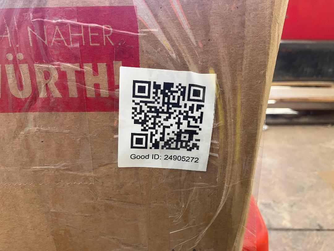 Photo '3' of Miscellaneous Nuts/Bolts/Washers