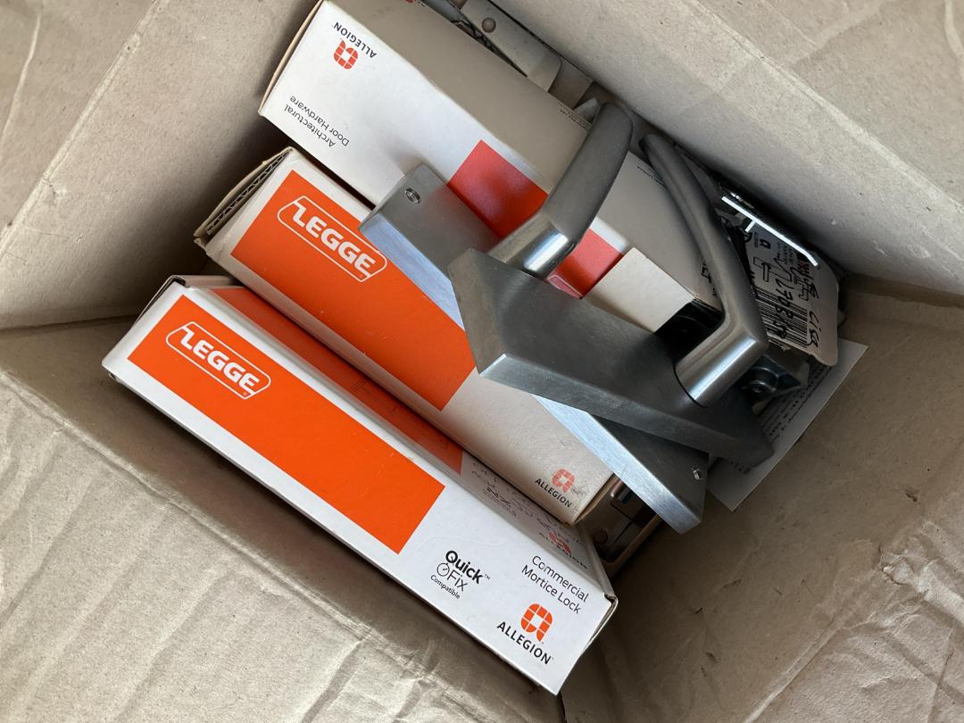 Photo '2' of Assorted Container Contents