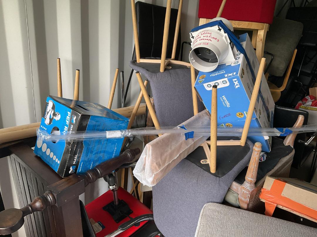 Photo '6' of Assorted Container Contents