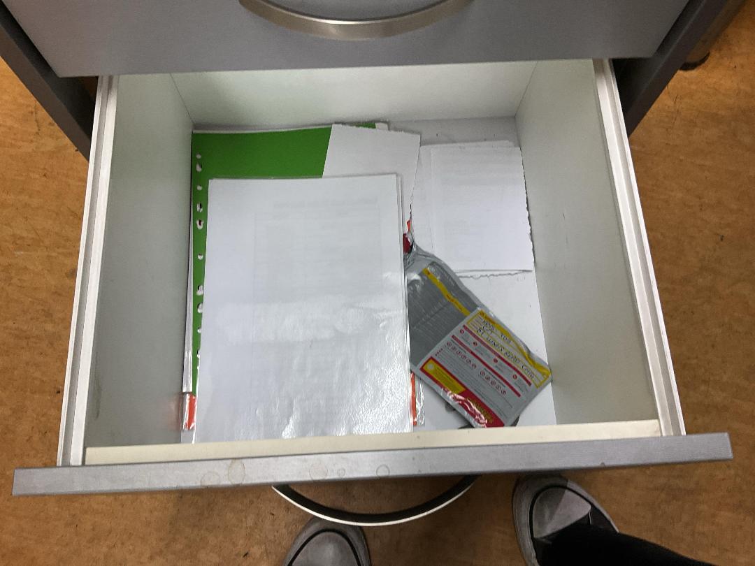 Photo '5' of 3 Drawer cabinet