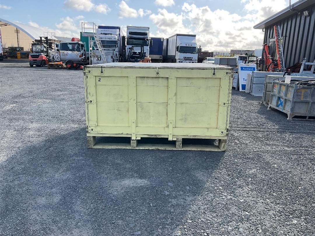 Photo '6' of Submersible Pump & Hoses