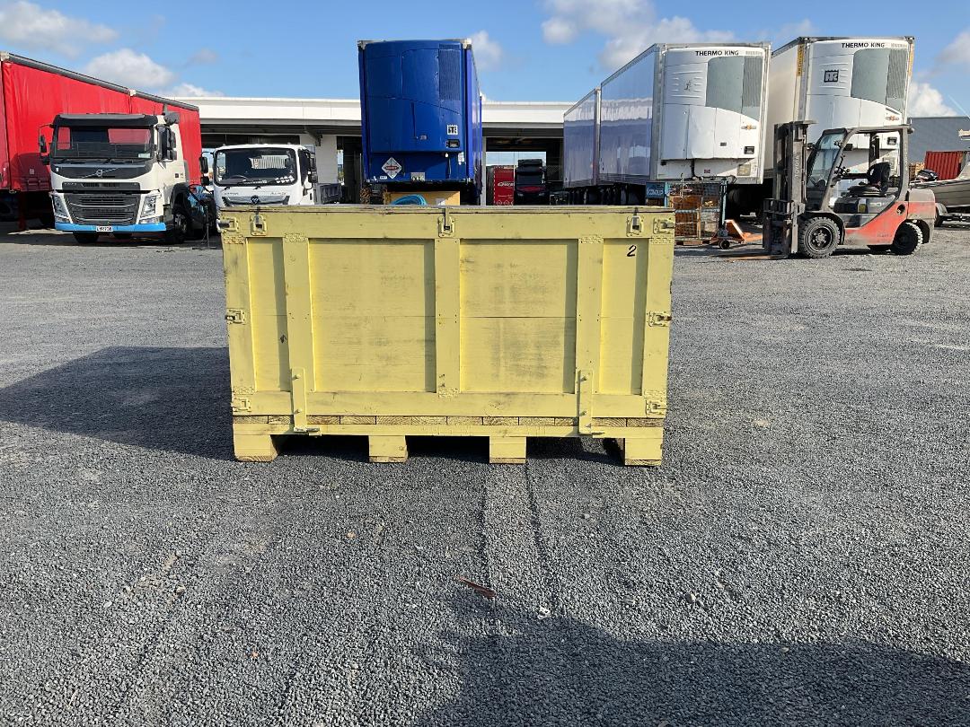 Photo '8' of Submersible Pump & Hoses