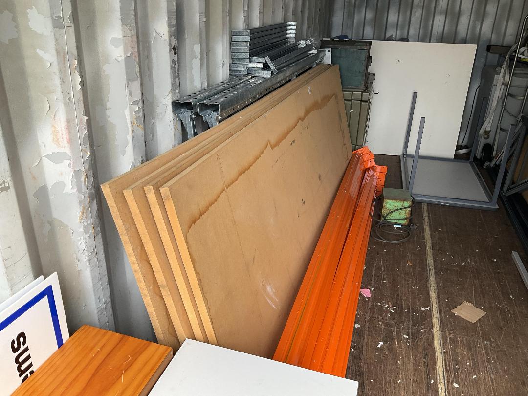 Photo '5' of Orange & Silver Pallet Racking Photo '5' of Orange & Silver Pallet Racking