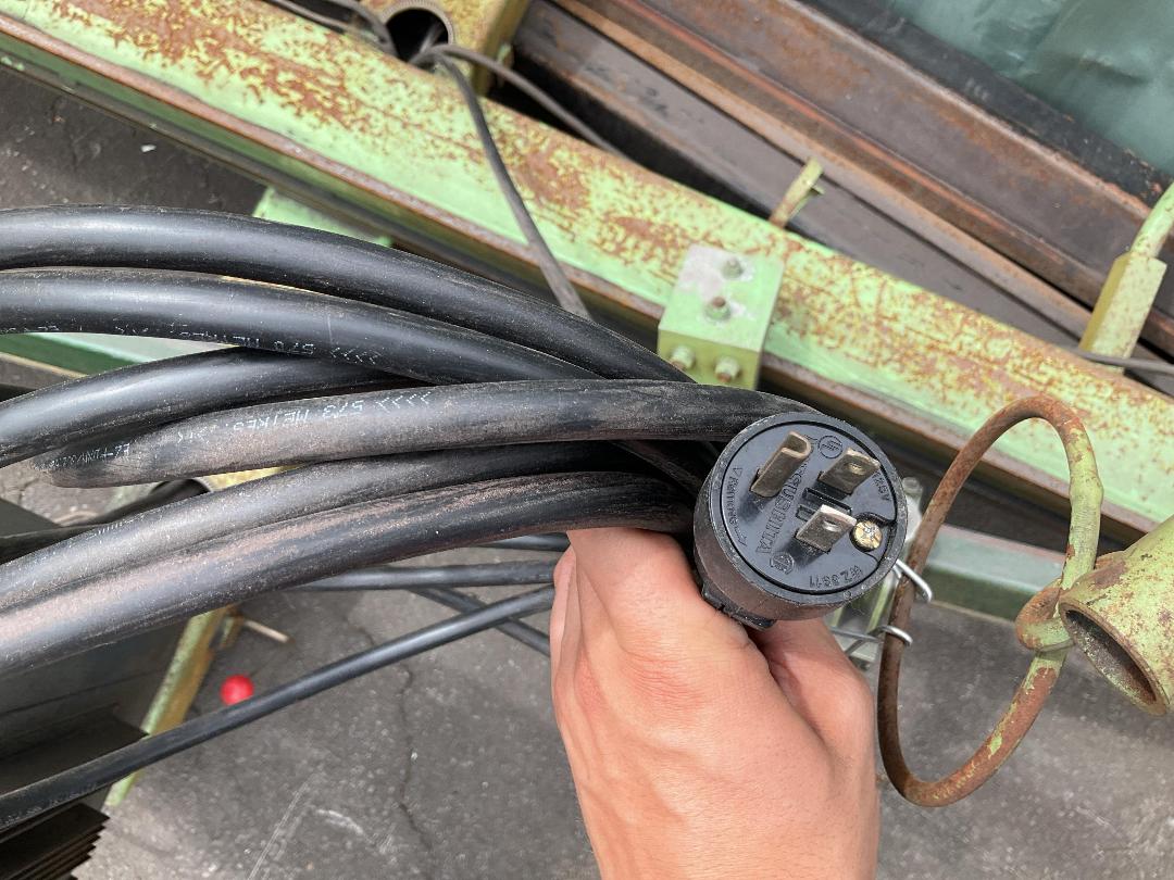 Photo '13' of Profile Optical Eye Cutter Machine