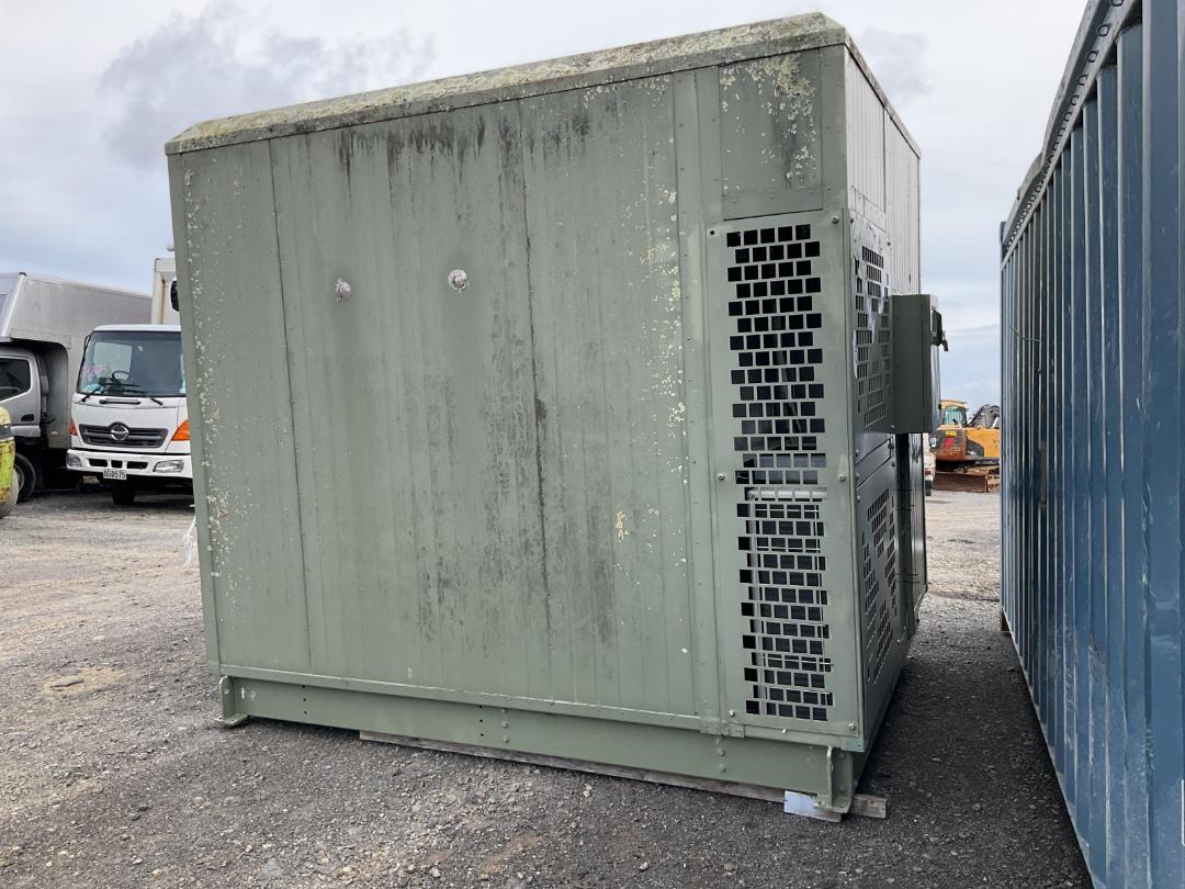 Photo '5' of Some kinda portacom Photo '5' of Some kinda portacom