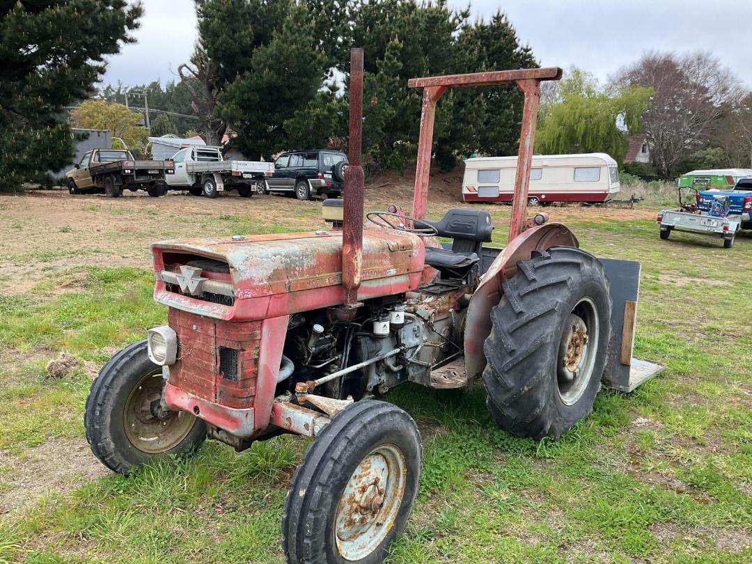 Photo '7' of Massey Ferguson tractor