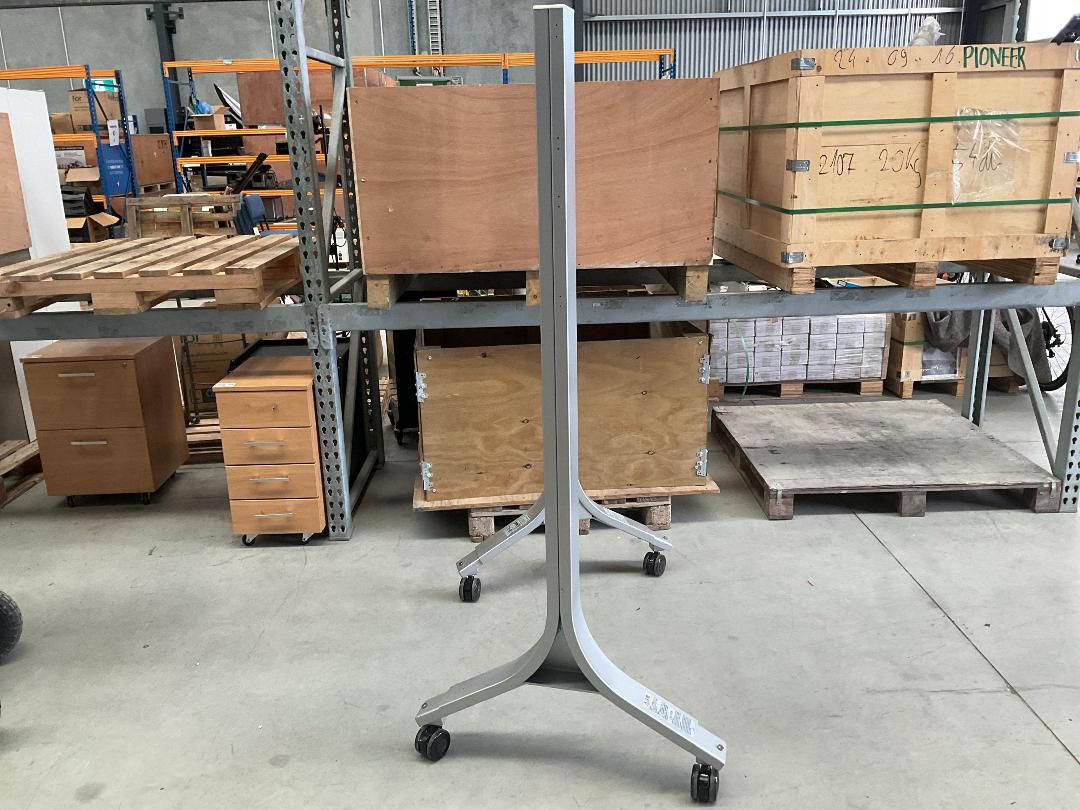 Photo '7' of Mobile TV / Montitor Stand on Wheels