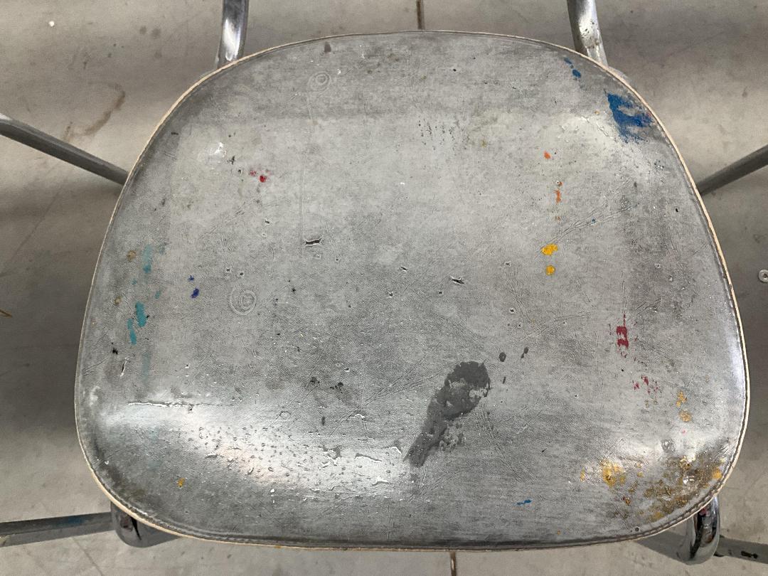 Photo '7' of 4x Grey Coloured Workshop Waiting Room Chairs or Similar Photo '7' of 4x Grey Coloured Workshop Waiting Room Chairs or Similar