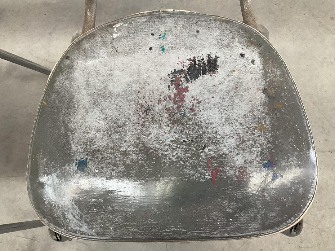 Photo '16' of 4x Grey Coloured Workshop Waiting Room Chairs or Similar Photo '16' of 4x Grey Coloured Workshop Waiting Room Chairs or Similar