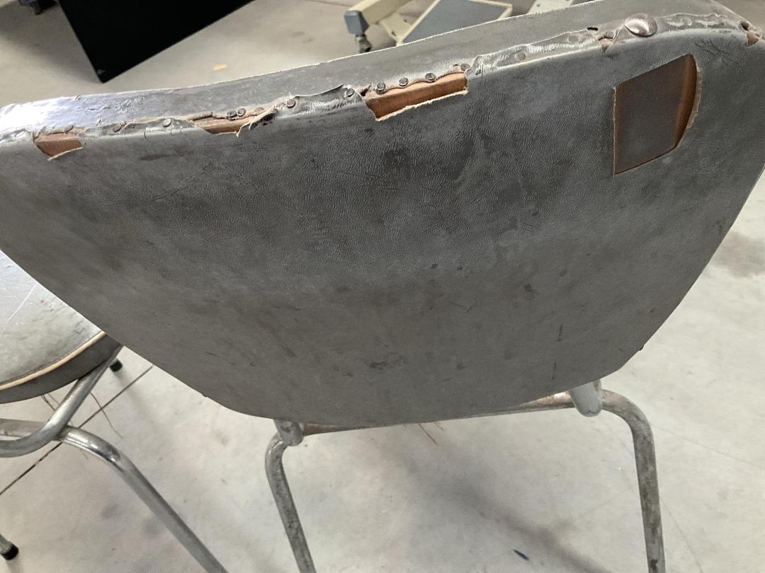 Photo '23' of 4x Grey Coloured Workshop Waiting Room Chairs or Similar Photo '23' of 4x Grey Coloured Workshop Waiting Room Chairs or Similar