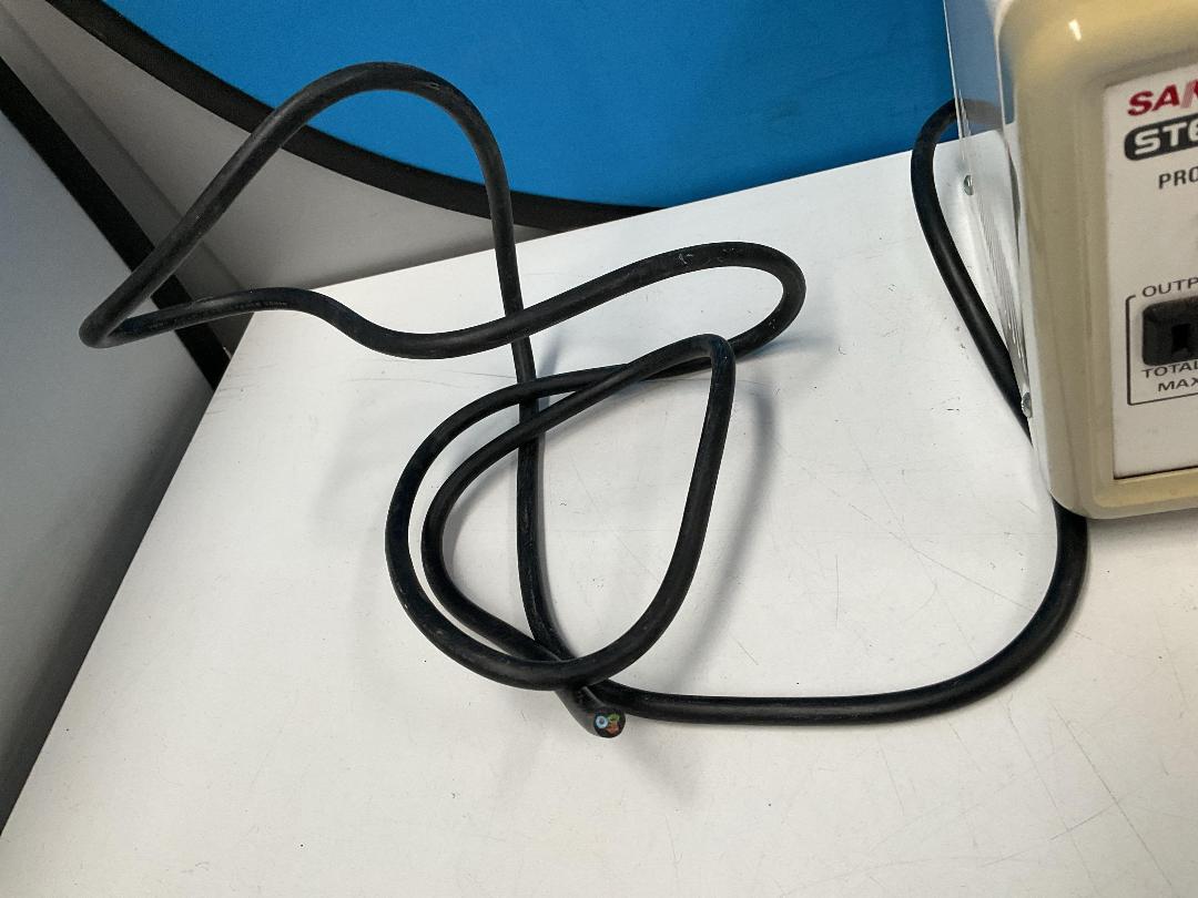 Photo '4' of Sanyo Step Down Transformer - Model TSD-N06EX