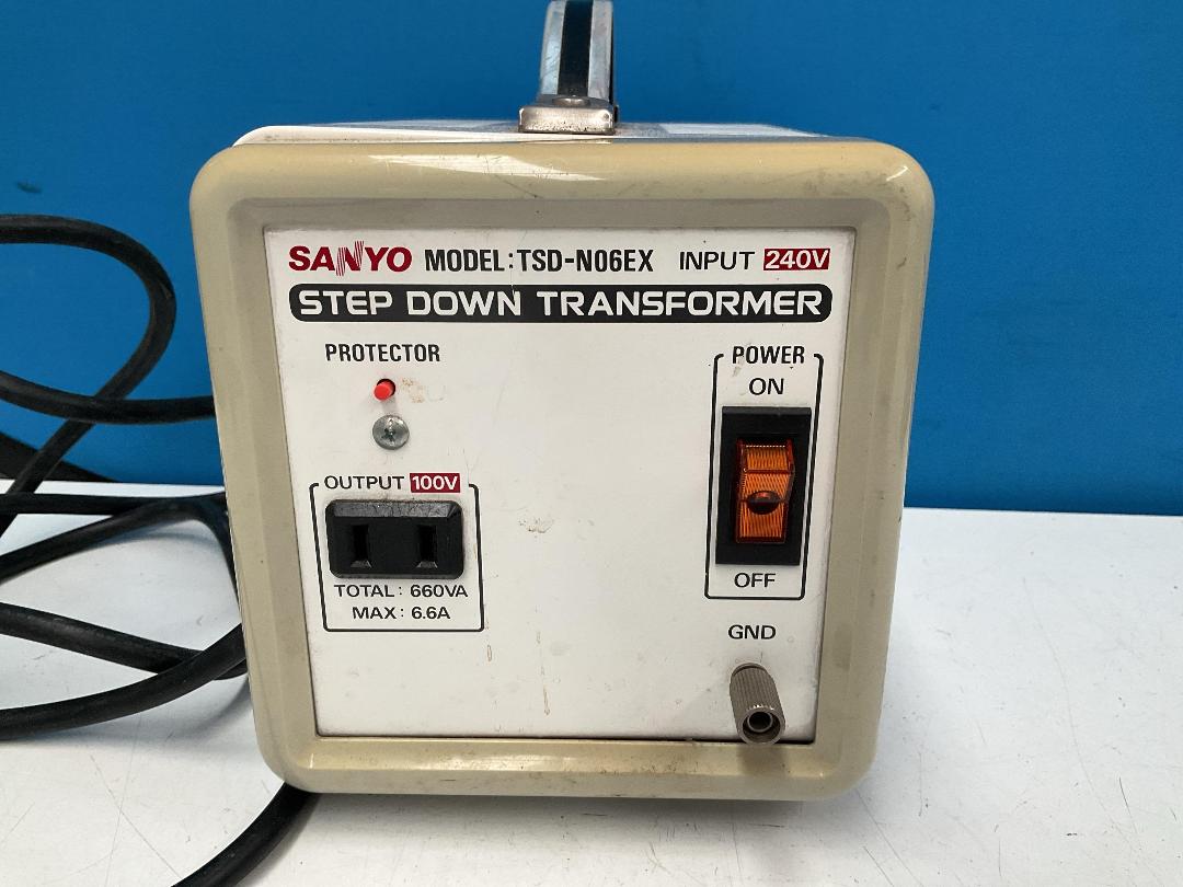 Photo '3' of Sanyo Step Down Transformer - Model TSD-N06EX