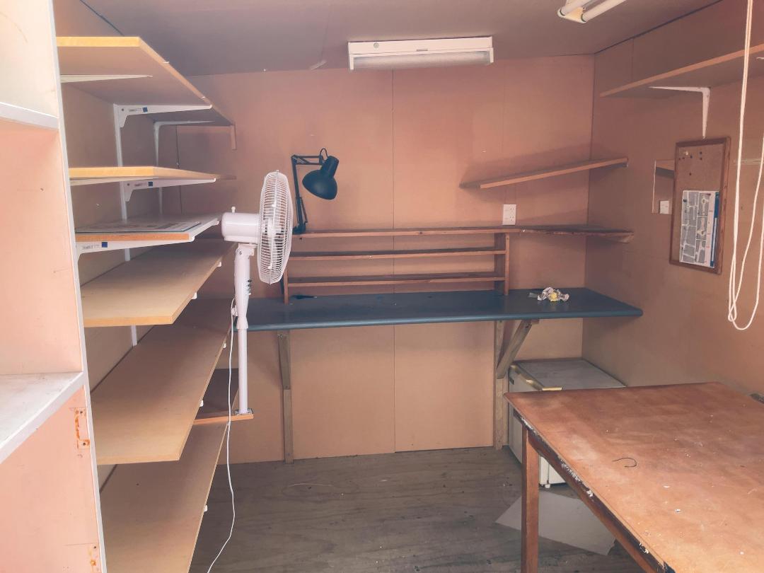 Photo '8' of Portable Workshop/Cabin Photo '8' of Portable Workshop/Cabin