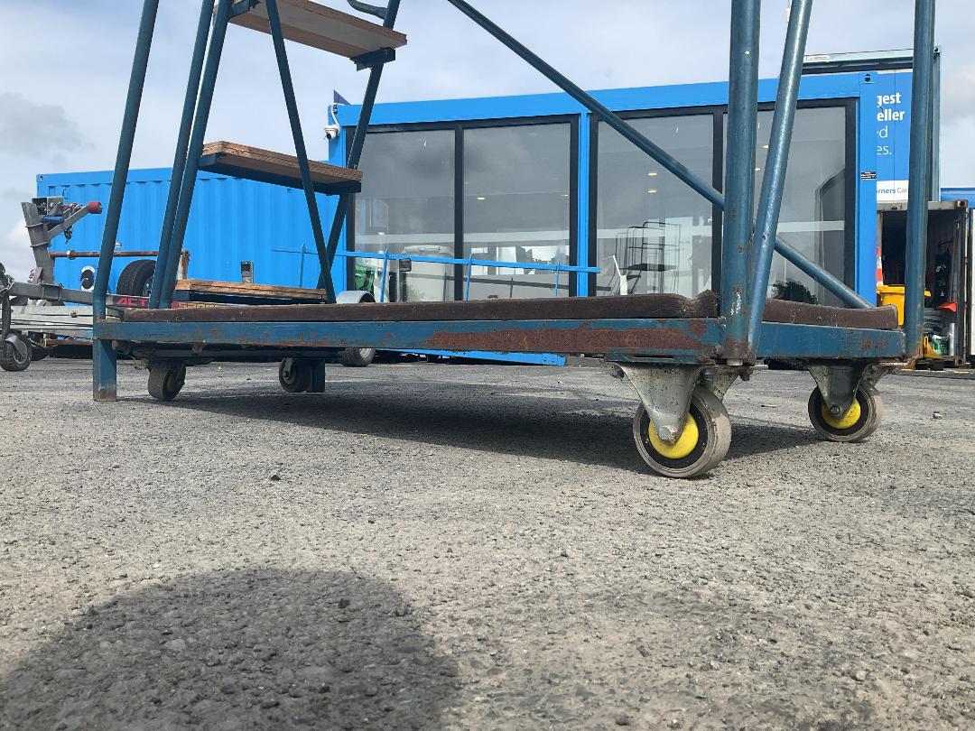 Photo '4' of Custom Mobile Platform Ladder Photo '4' of Custom Mobile Platform Ladder