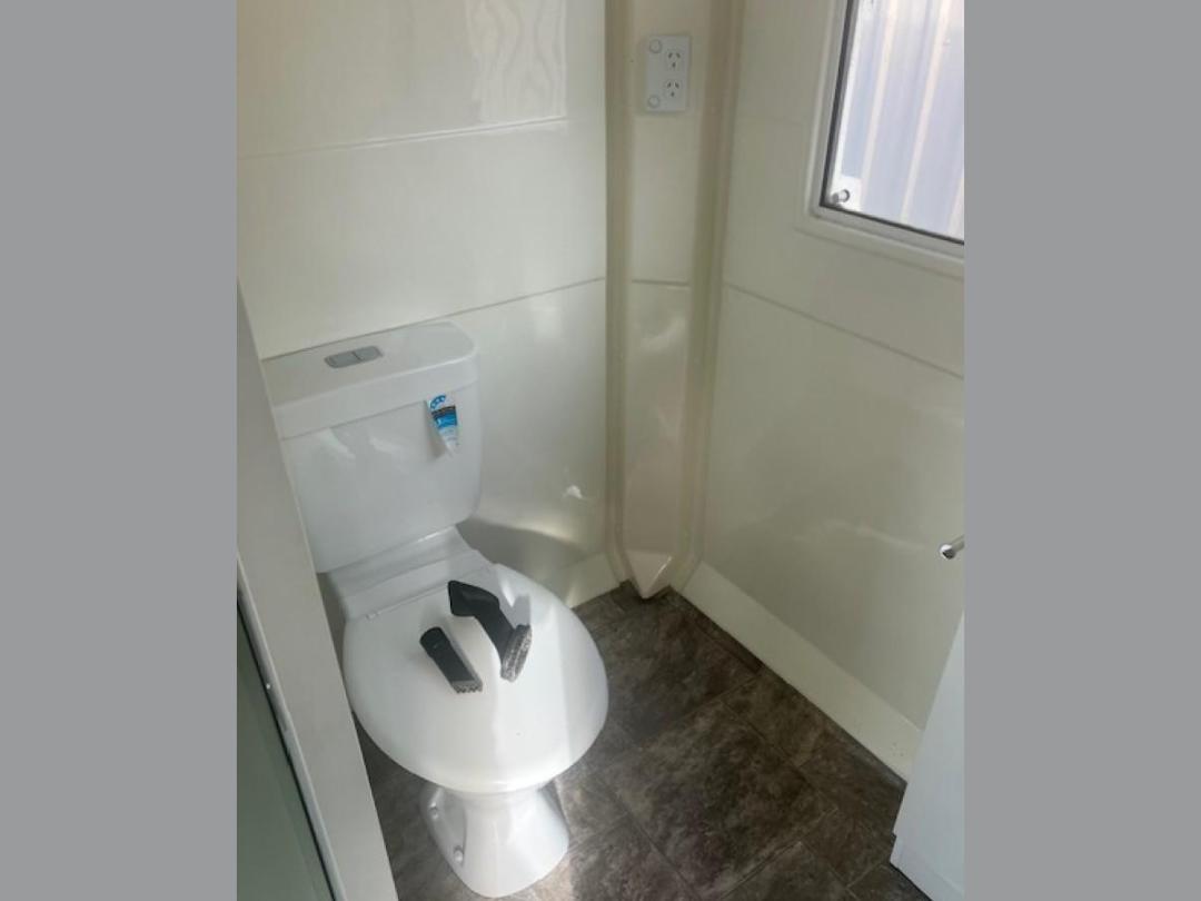 Photo '8' of EuroCabin Self Contained Unused