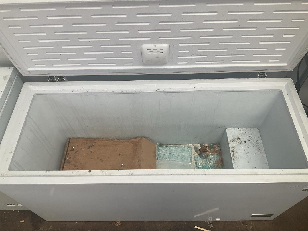 Photo '2' of Fisher & Paykel Chest Freezer