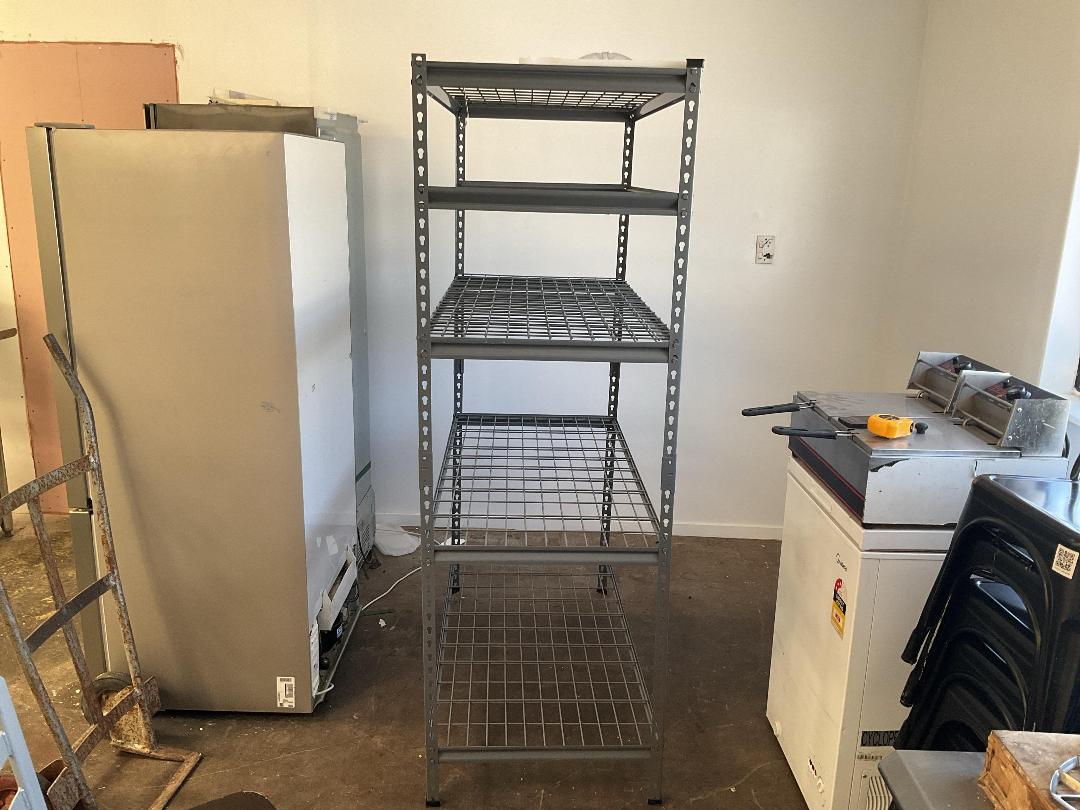 Photo '3' of Heavy duty steel shelving Photo '3' of Heavy duty steel shelving