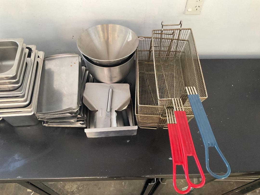 Photo '4' of Bulk lot of various stainless steel and other commercial kitchen items Photo '4' of Bulk lot of various stainless steel and other commercial kitchen items