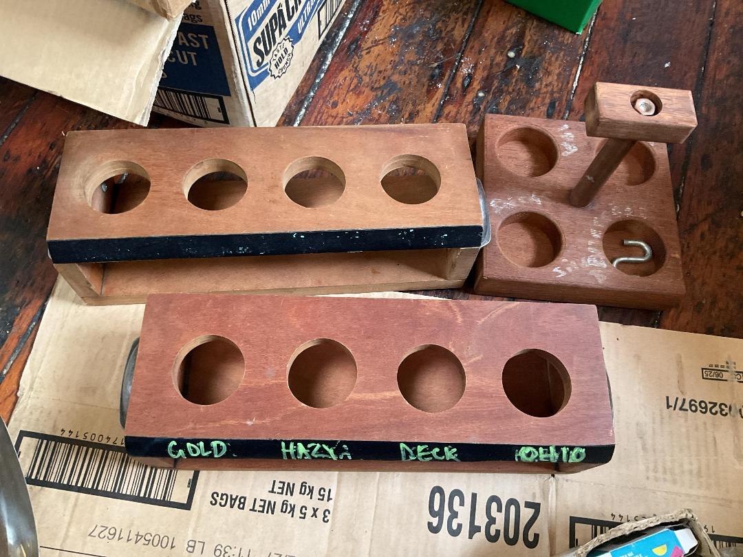 Photo '5' of Box of miscellaneous display and serving items