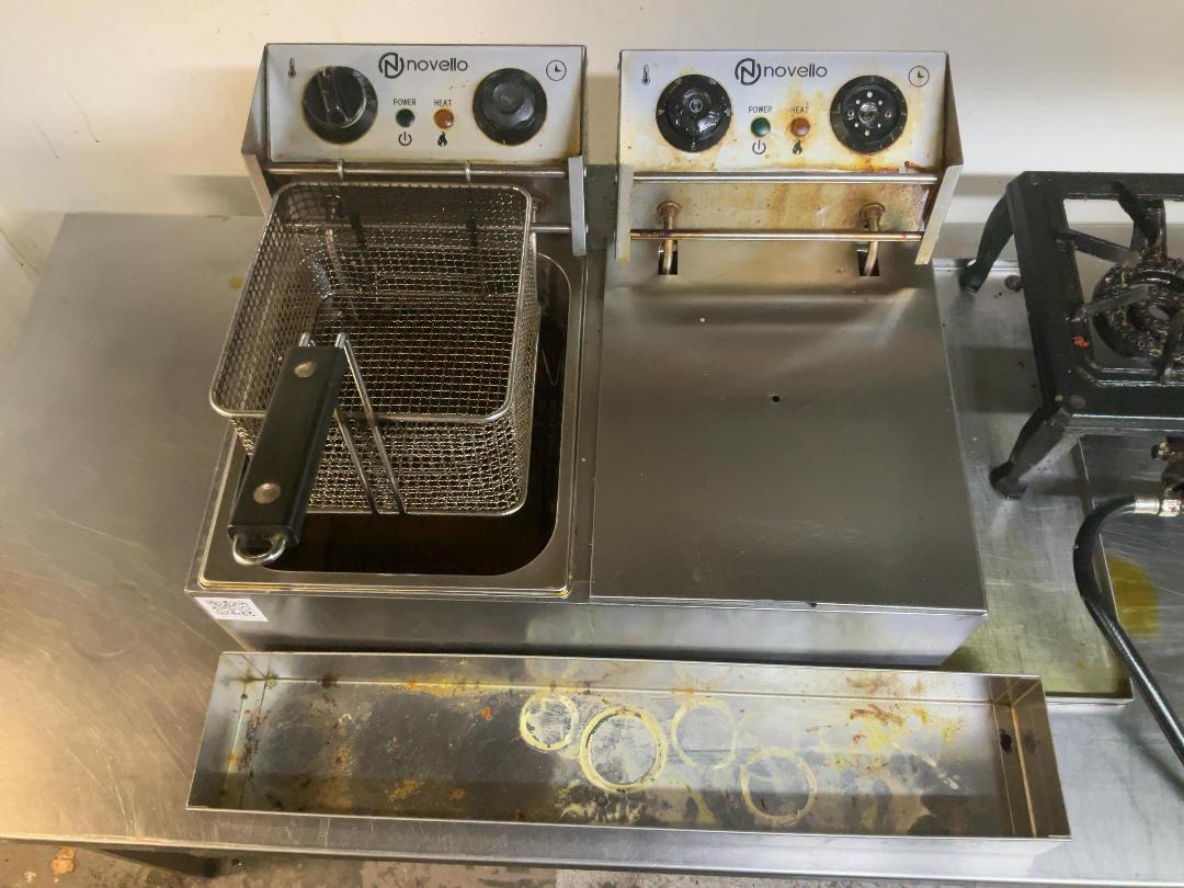 Photo '2' of Novello twin fryer Photo '2' of Novello twin fryer