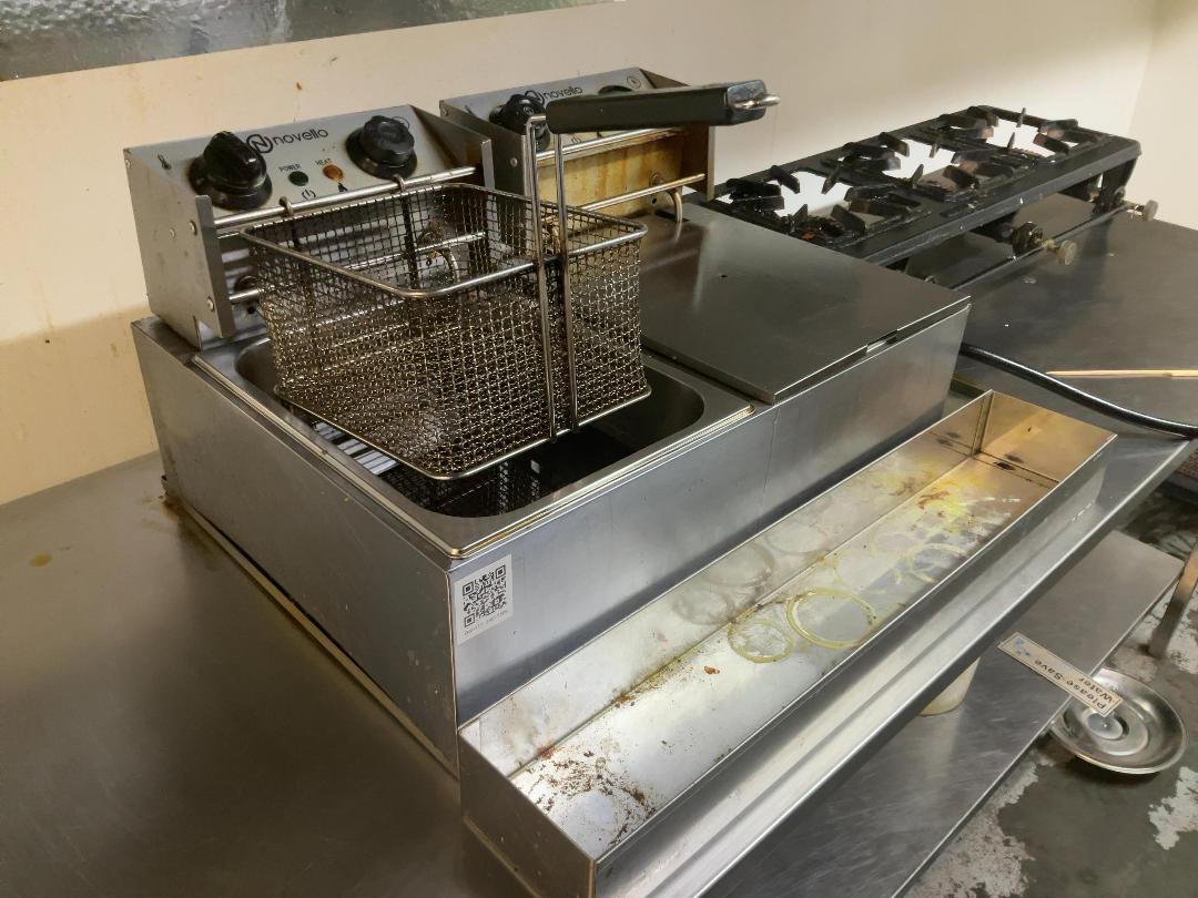 Photo '3' of Novello twin fryer Photo '3' of Novello twin fryer