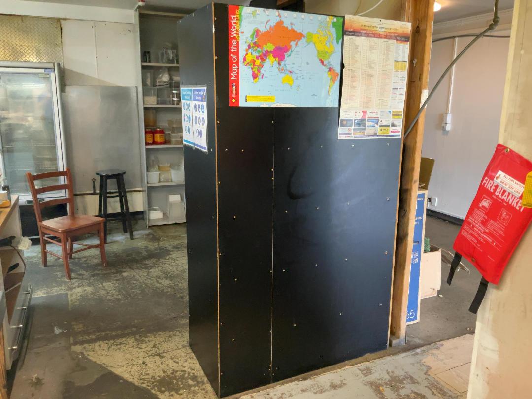 Photo '4' of Black Corner shelf unit