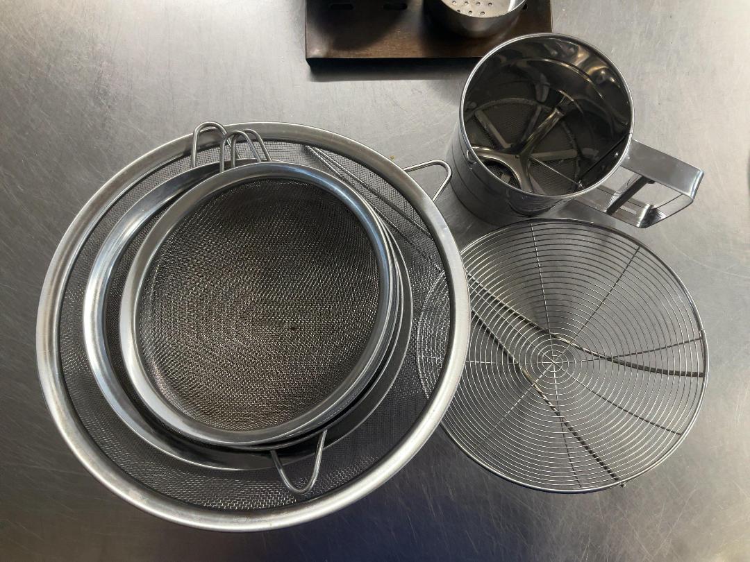 Photo '8' of Miscellaneous Kitchen items