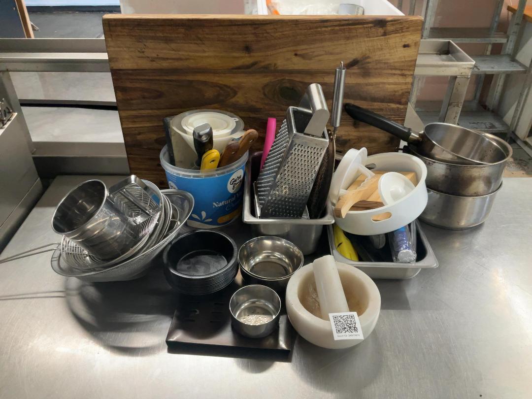 Photo '9' of Miscellaneous Kitchen items