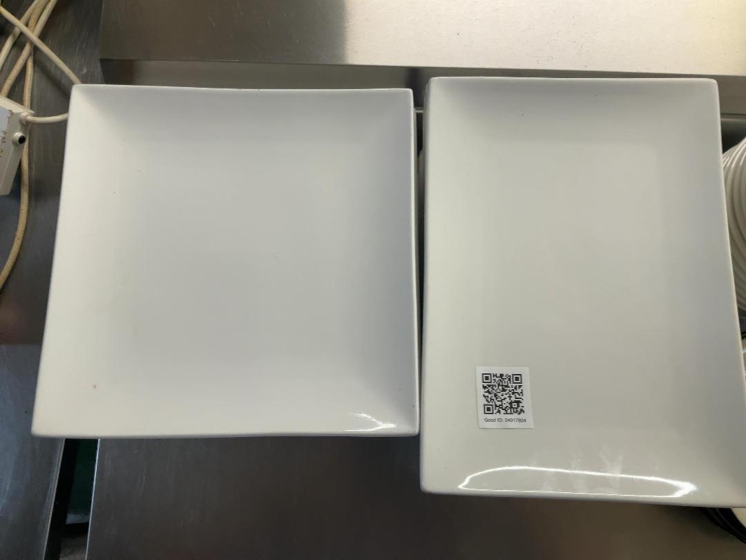 Photo '4' of Bulk lot of Plates and Bowls Photo '4' of Bulk lot of Plates and Bowls