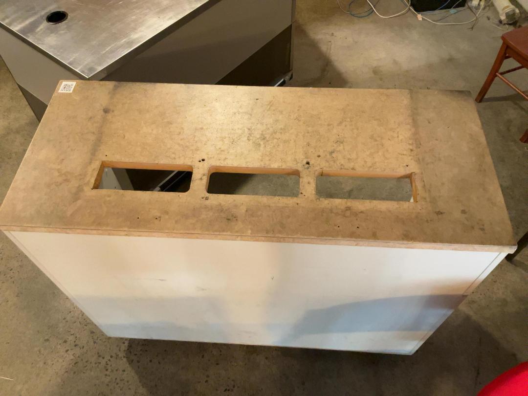 Photo '2' of Wooden Structure on Wheels