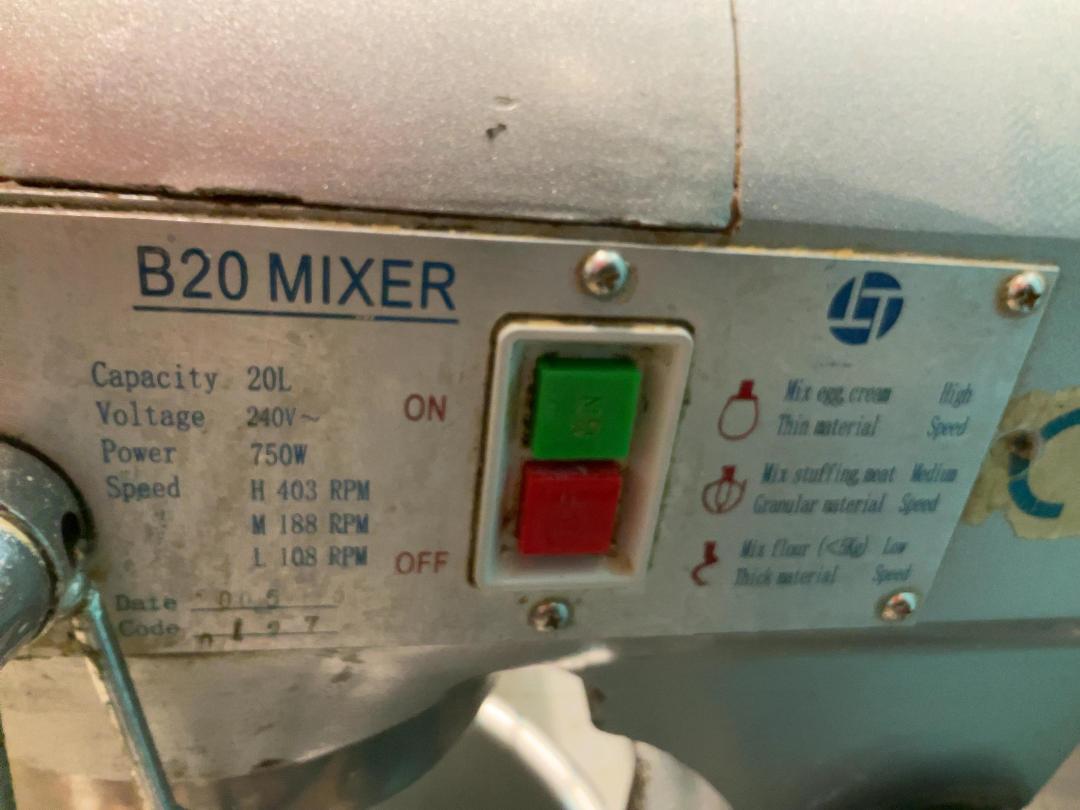 Photo '3' of Commercial B20 Mixer