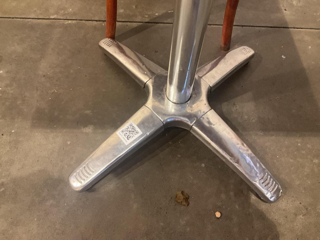 Photo '3' of 1xTable & 2xChairs