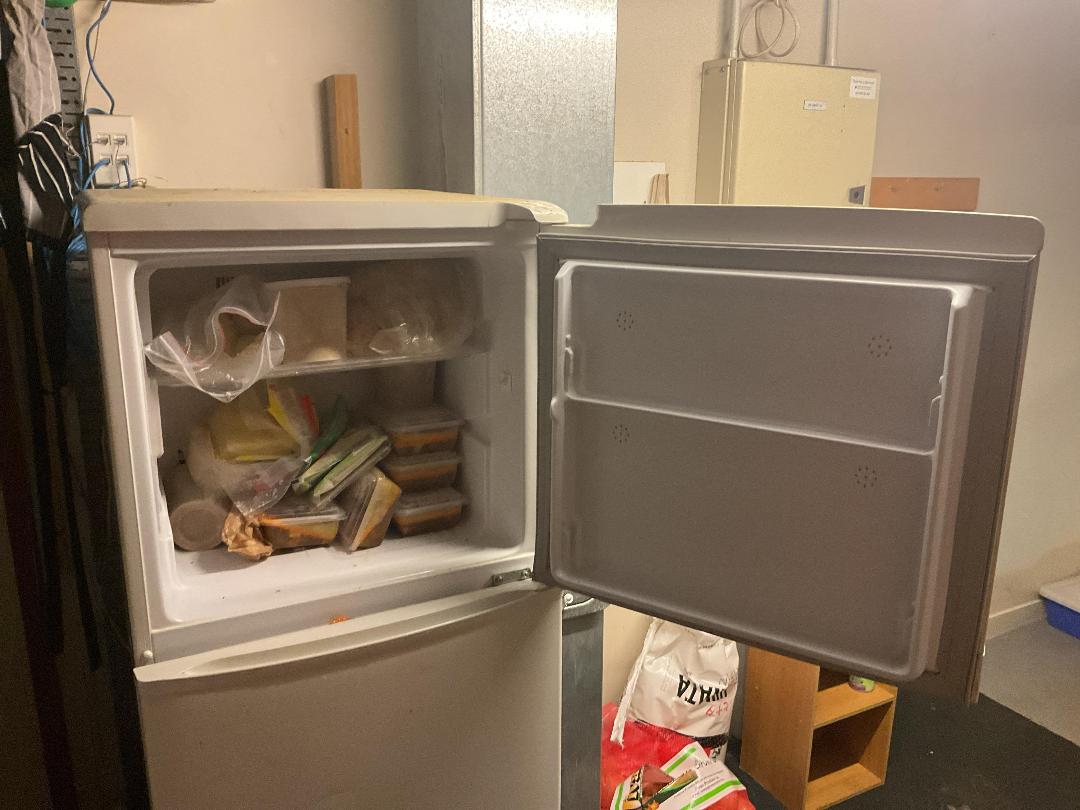 Photo '3' of Mitsubishi Refrigerator