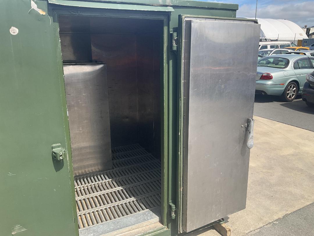 Photo '9' of 150 CU FT Walk in Fridge/Freezer Shell