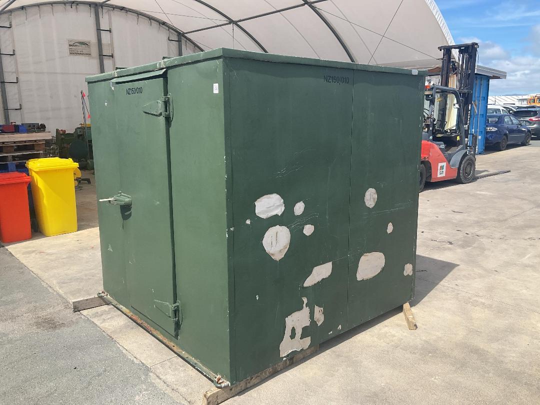 Photo '8' of 150 CU FT Walk in Fridge/Freezer Shell